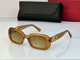 Picture of Valentino Sunglasses _SKUfw52140052fw